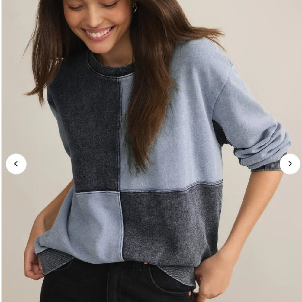 Z Supply Women’s Fair & Square Denim Sweatshirt‎ in Washed Indigo Size L